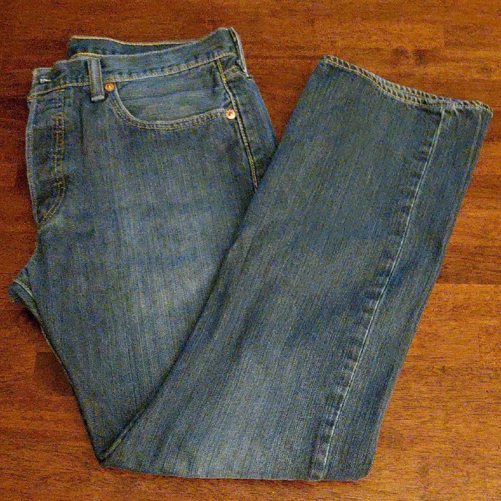 Levi's Women's Blue Straight Leg Jeans
